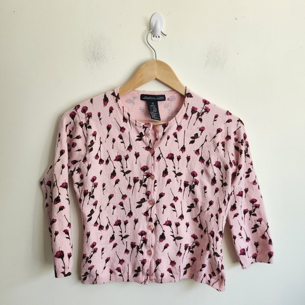 Vintage Jonathan MartinWomen's 80s/90s Floral Cardigan. Made in Hong Kong.